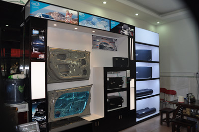 賀州市車(chē)友來(lái)汽車(chē)裝飾